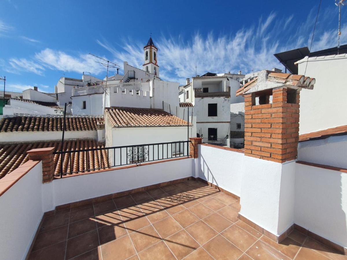 Villa Casa El Campanario à Yunquera Extérieur photo