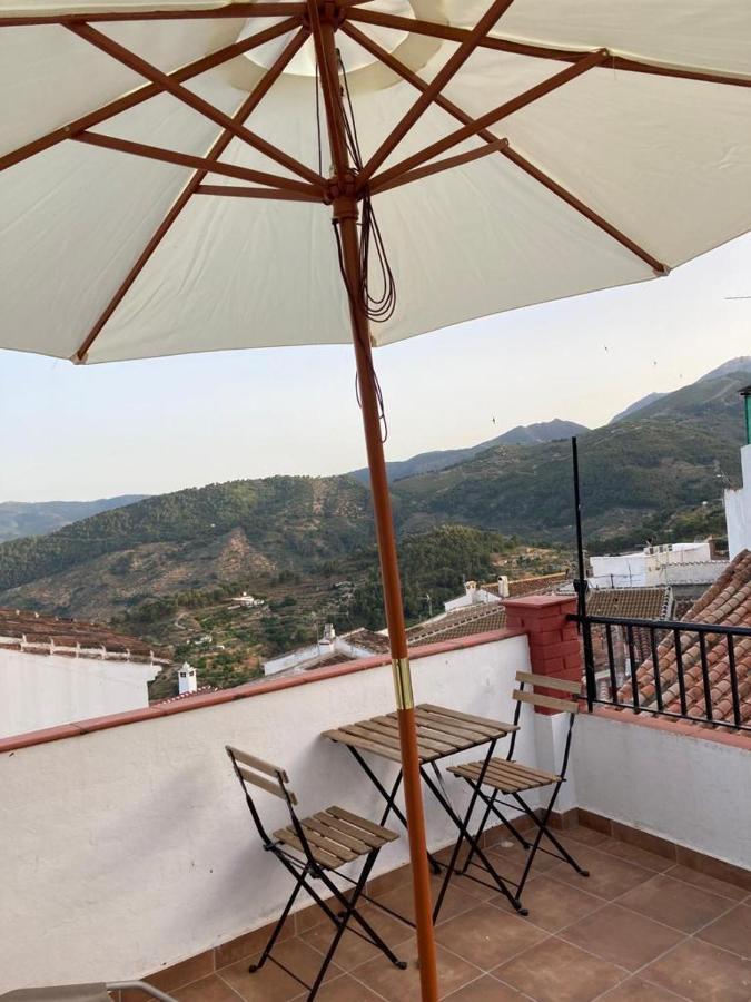 Villa Casa El Campanario à Yunquera Extérieur photo